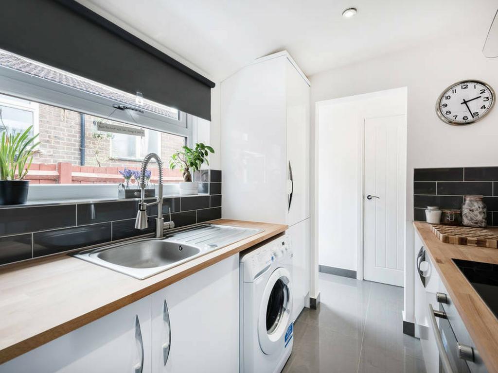 Cambridge House - Modern 2 Bedroom House, Close To Luton Airport & Town Centre Ngoại thất bức ảnh